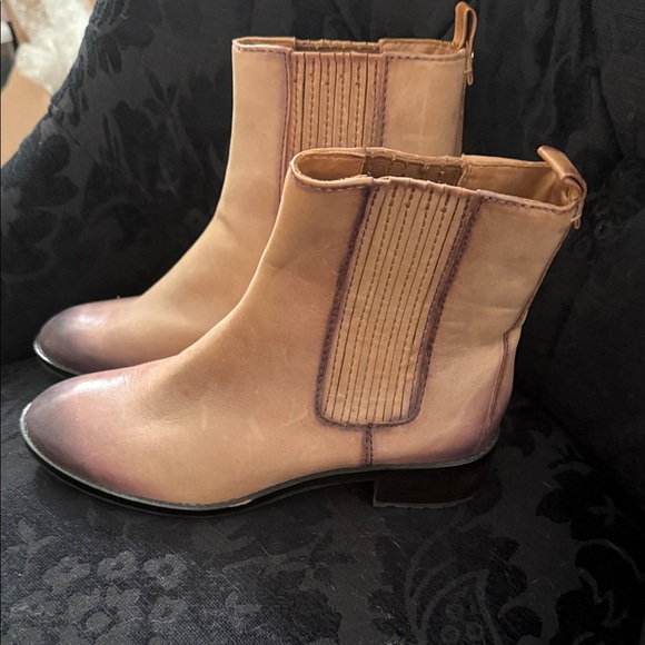 MICHAEL Michael Kors Beige Leather Ankle Boots - Picture 2 of 6